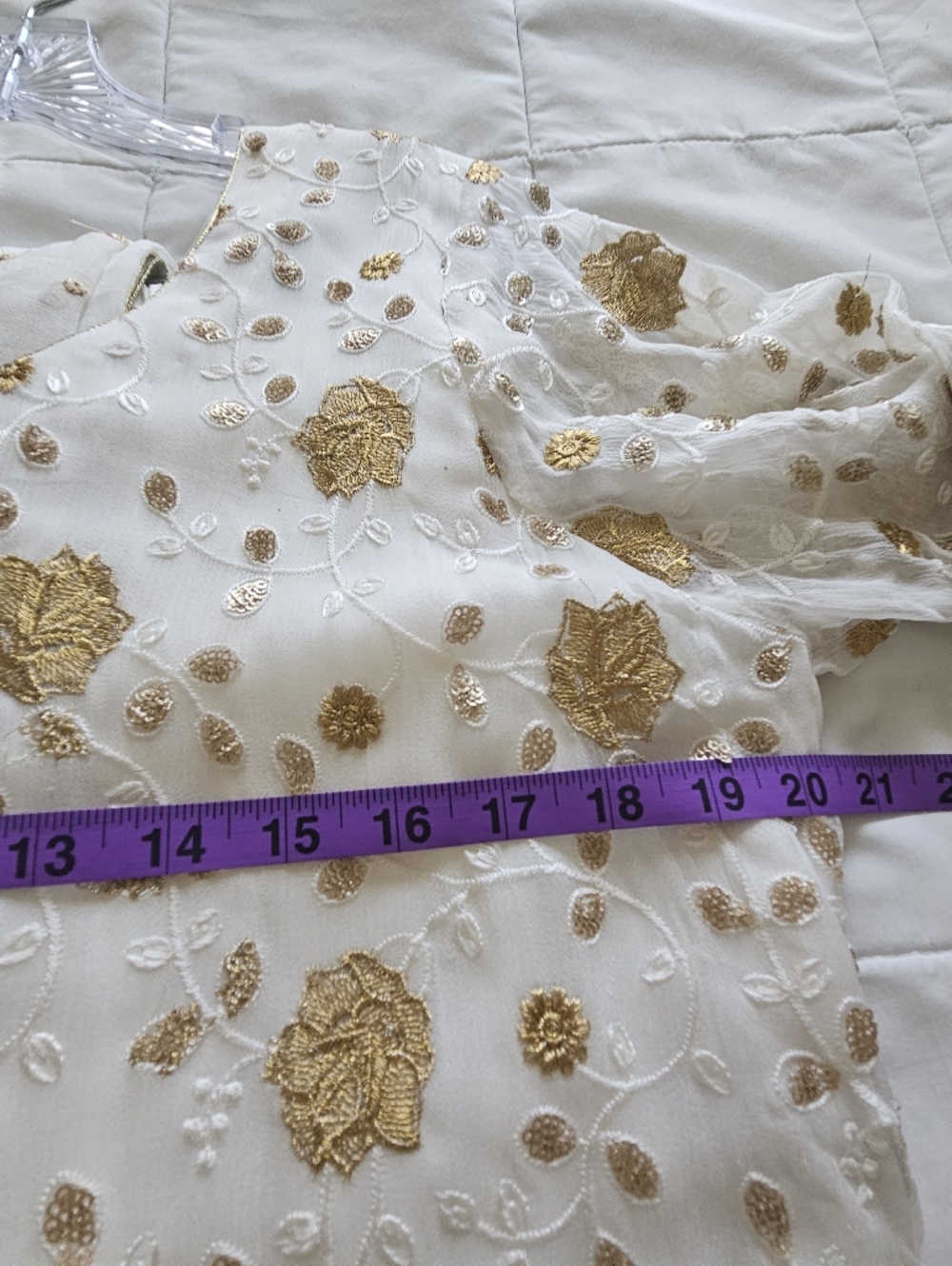 Exquisite Womens Indian Kurta Set - Picture 6 of 16